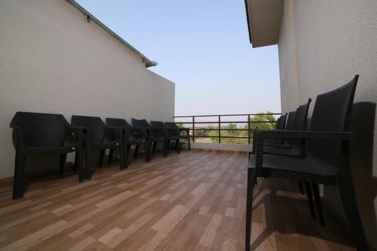 Acons Palm Beach Alibag Exterior photo