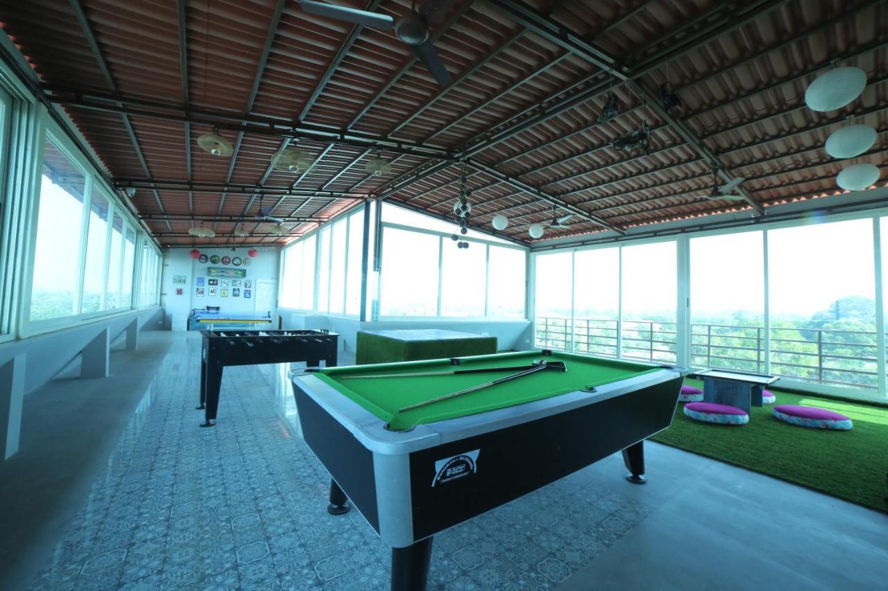 Acons Palm Beach Alibag Exterior photo